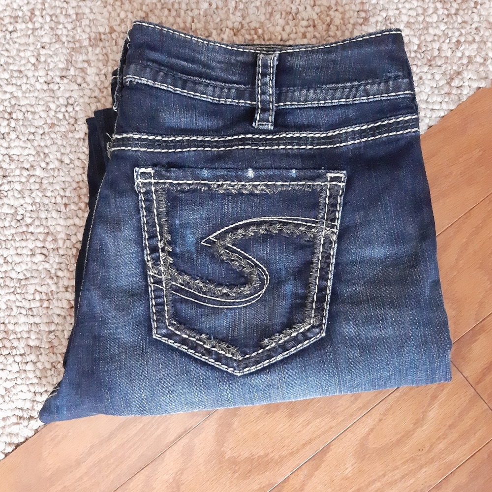 Silver Suki Straight Jeans size 34